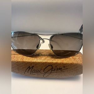 Maui Jim Men’s Wiki Wiki Sunglasses - Polarized in Silver/Neutral Grey.